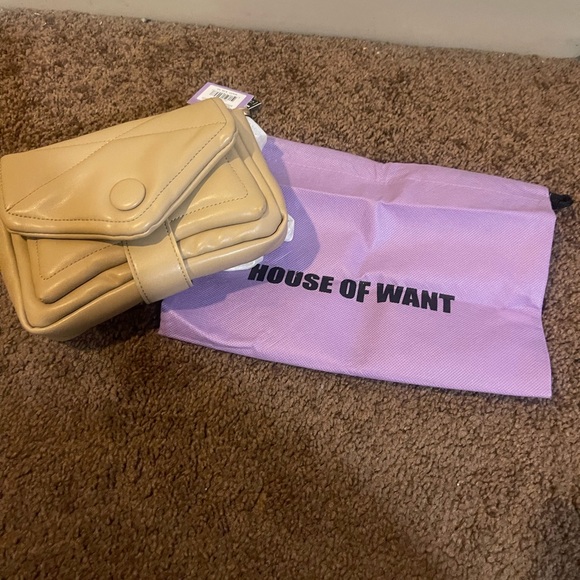 House of Want We are splendid Beige shoulder Crossbody w/ Built in Wallet H.O.W - Picture 8 of 11